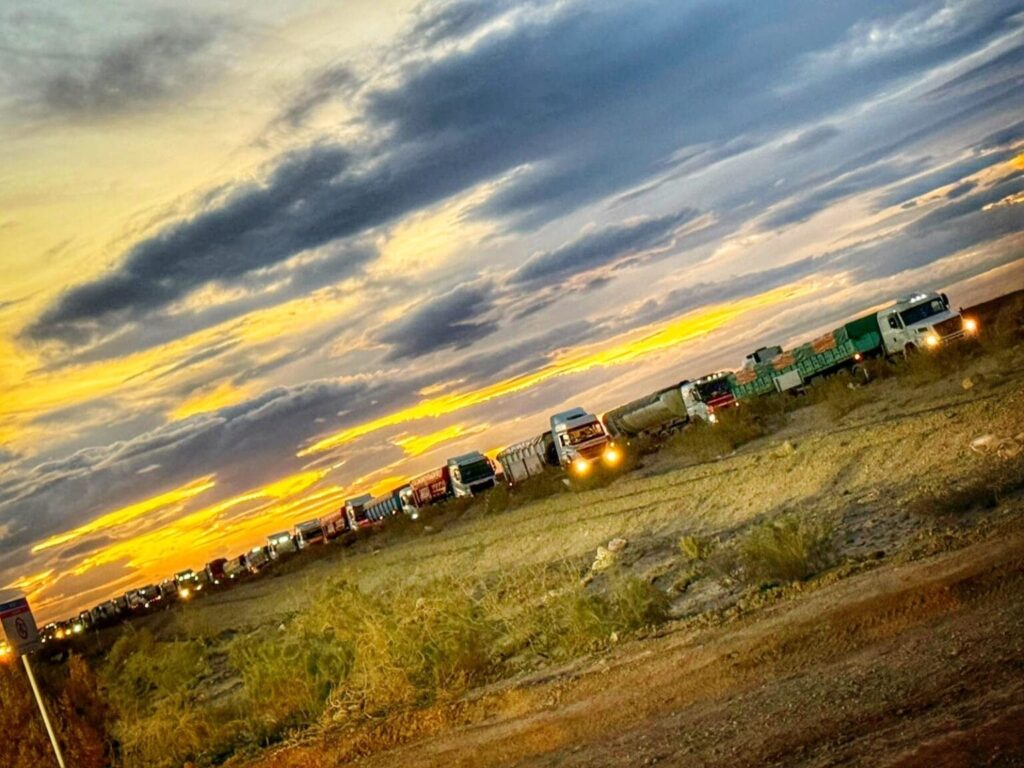PARO CAMIONERO EN VACA MUERTA: “NO VAMOS A PERMITIR QUE EXTORSIONEN A LOS TRABAJADORES”
